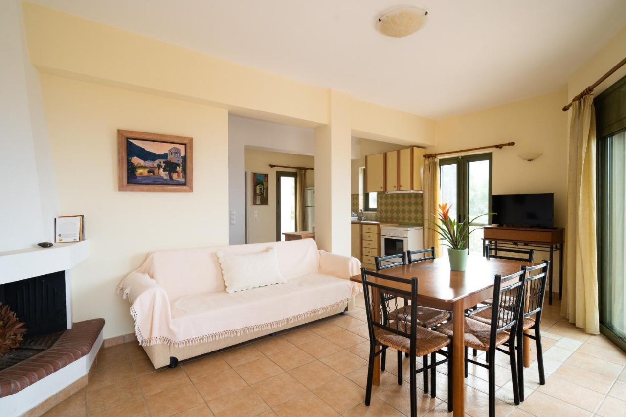 Villa Luisa Exclusive Residences Monemvasía المظهر الخارجي الصورة